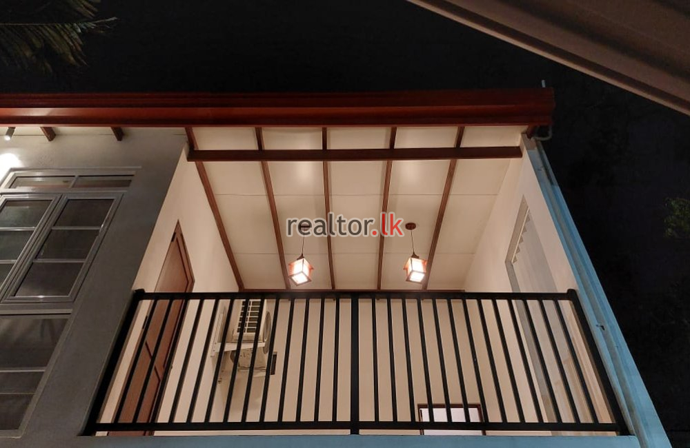 House For Rent At Bullers Rd Colombo
