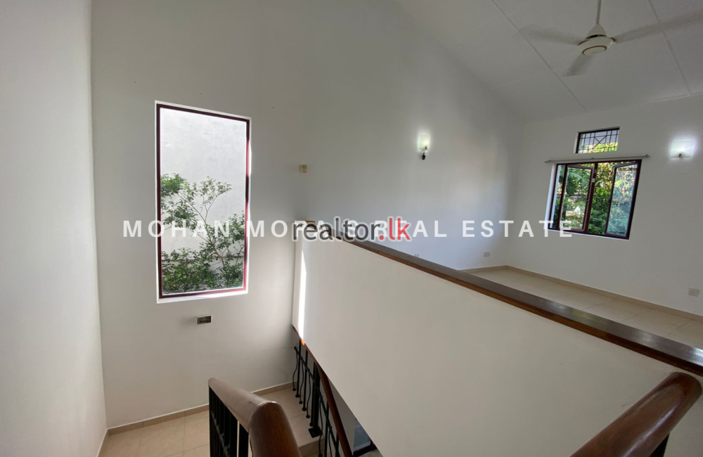 House For Sale At Kalalgoda Thalawathugoda