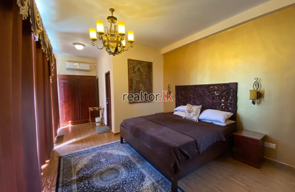 Luxury Beach Front Villa For Sale At Negombo