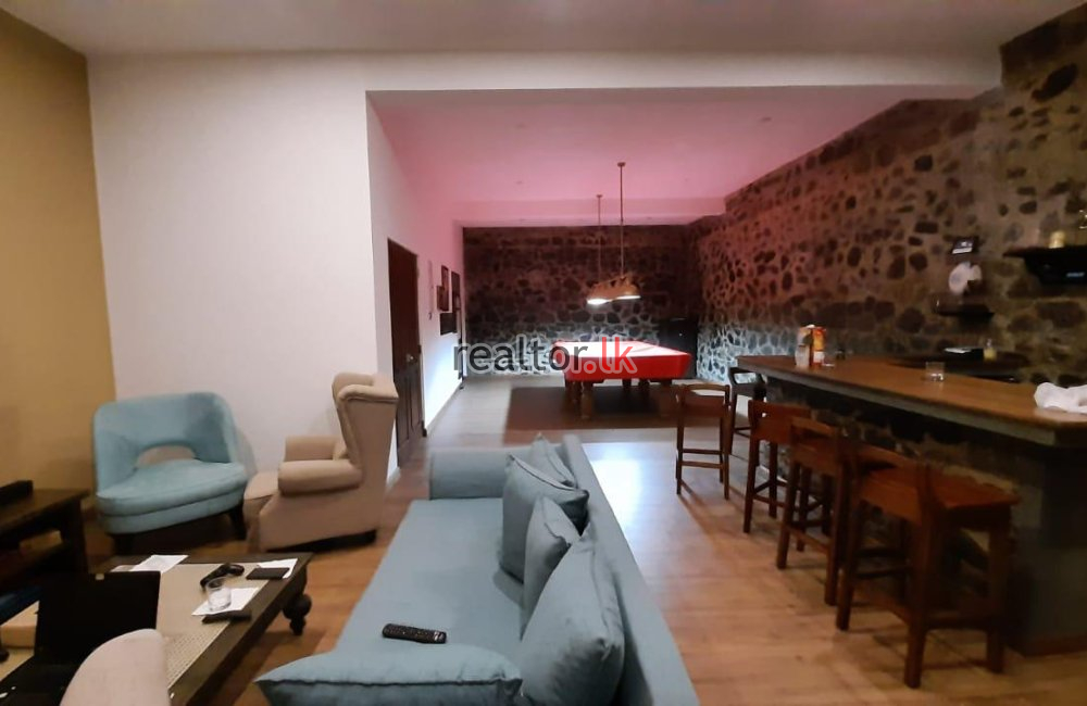 Bungalow For Sale In Nuwara Eliya