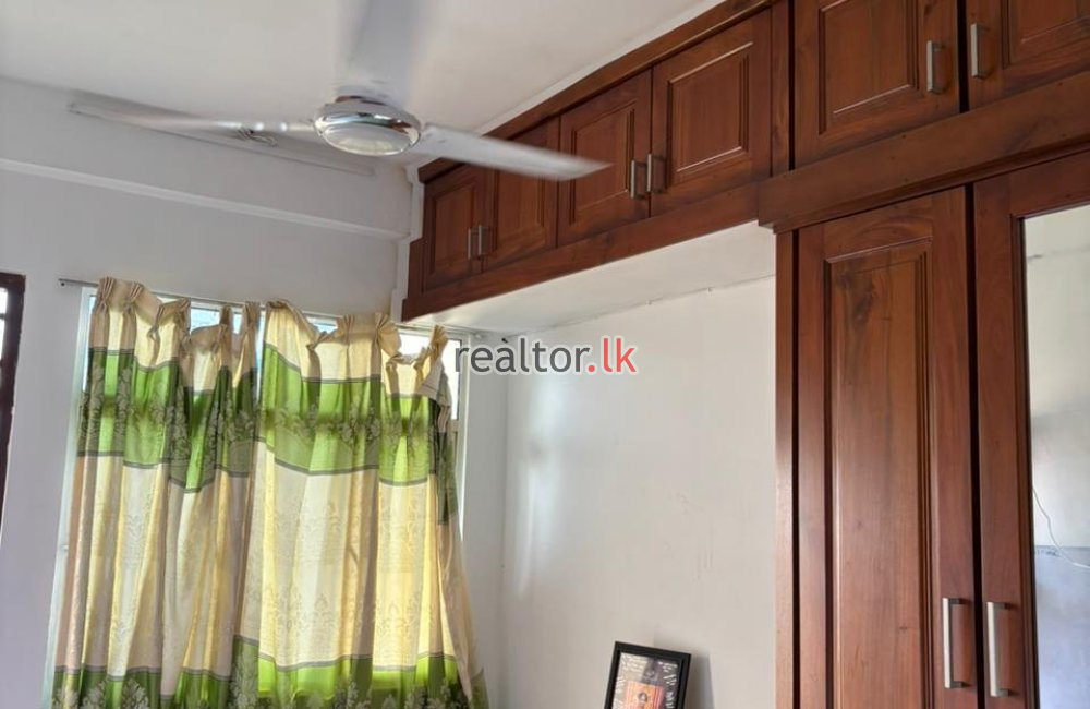 Three Bed For Sale At 37th Lane Colombo 06