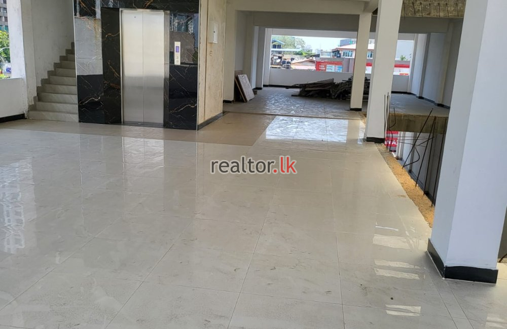 Building For Rent At Elvitigala Mw Colombo 05