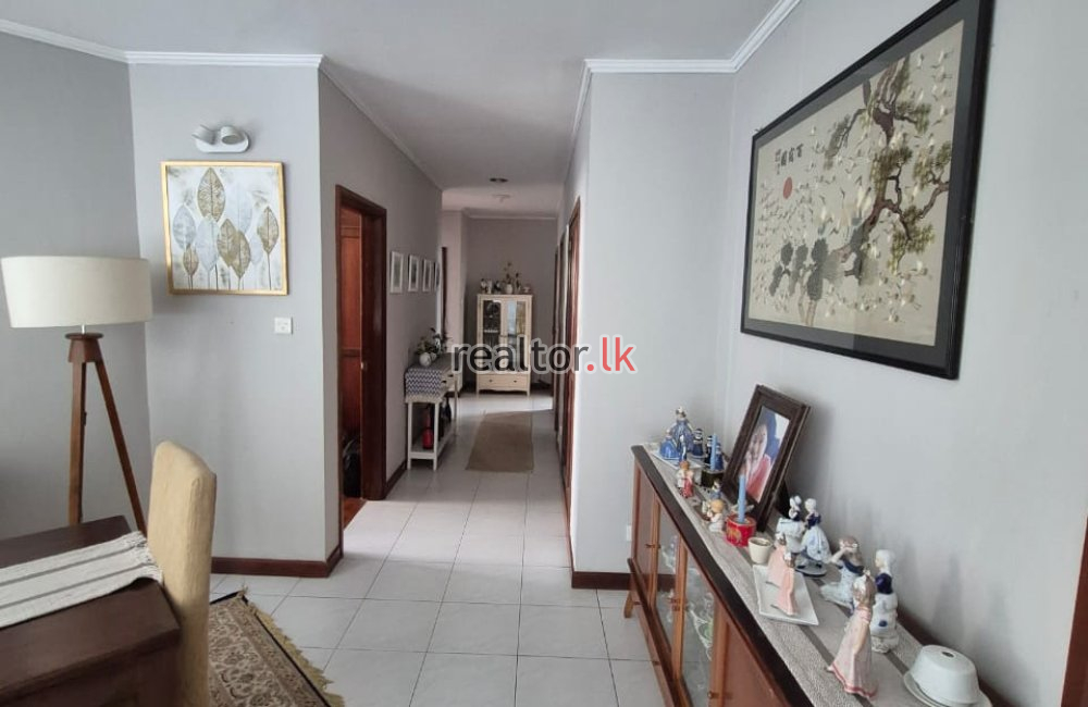 Four Bed For Sale In Royal Park Condominium
