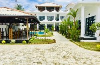 Hotel For Sale At Arugambay