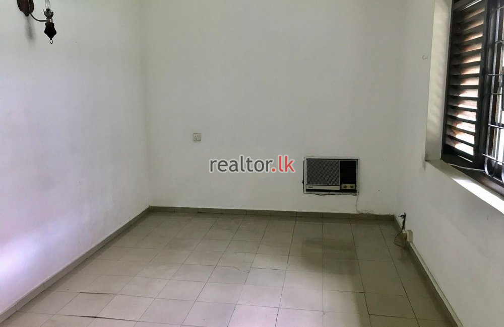 Villa For Sale In Pathalawatte Road Dehiwala