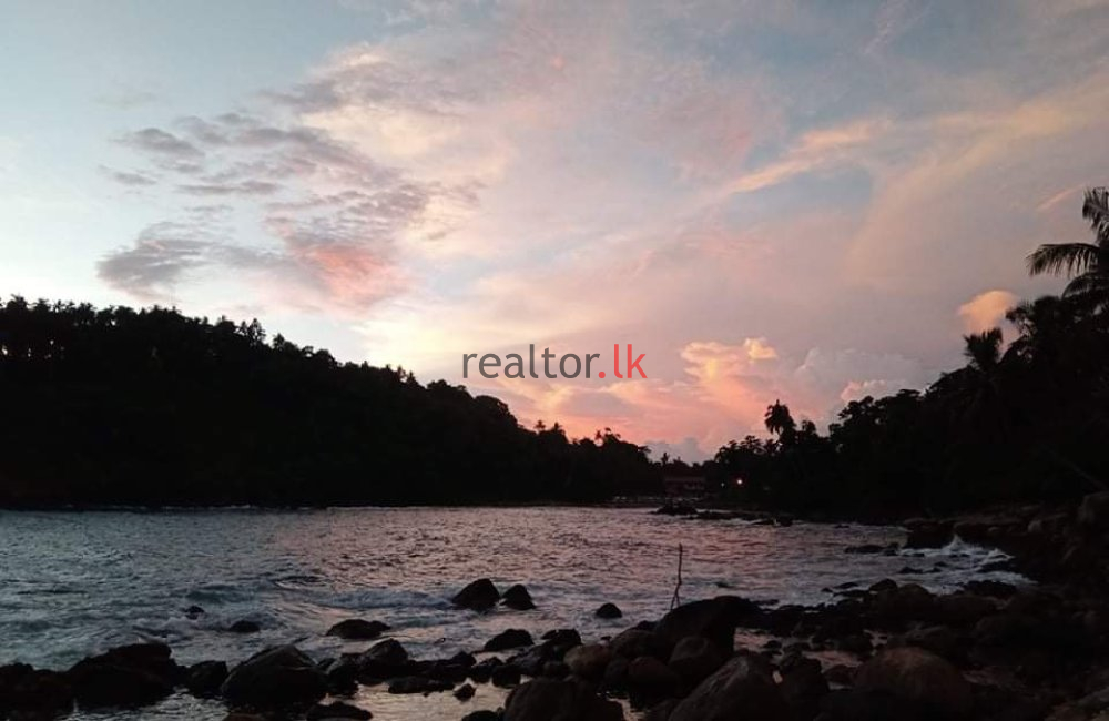 Talalla Beach Front Land For Sale