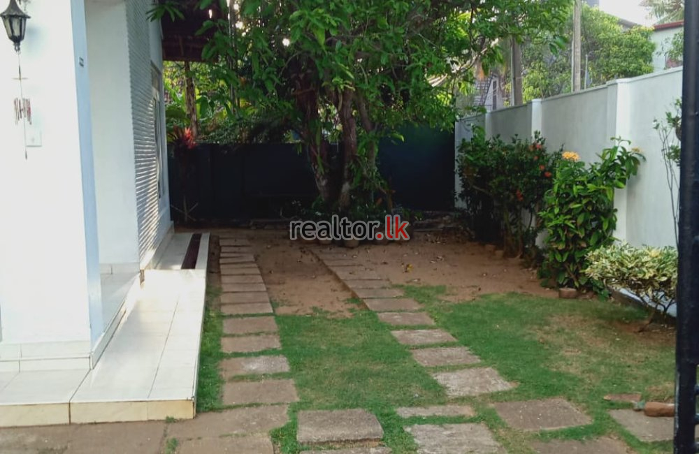 Single Story House For Sale In Dehiwala