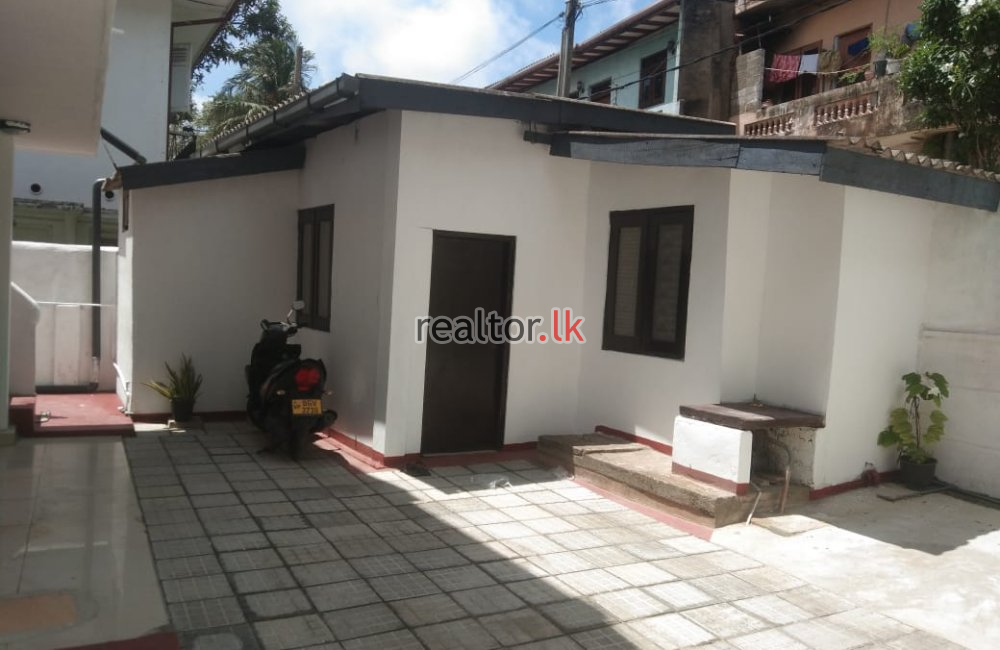 House For Sale In Borella Colombo 08