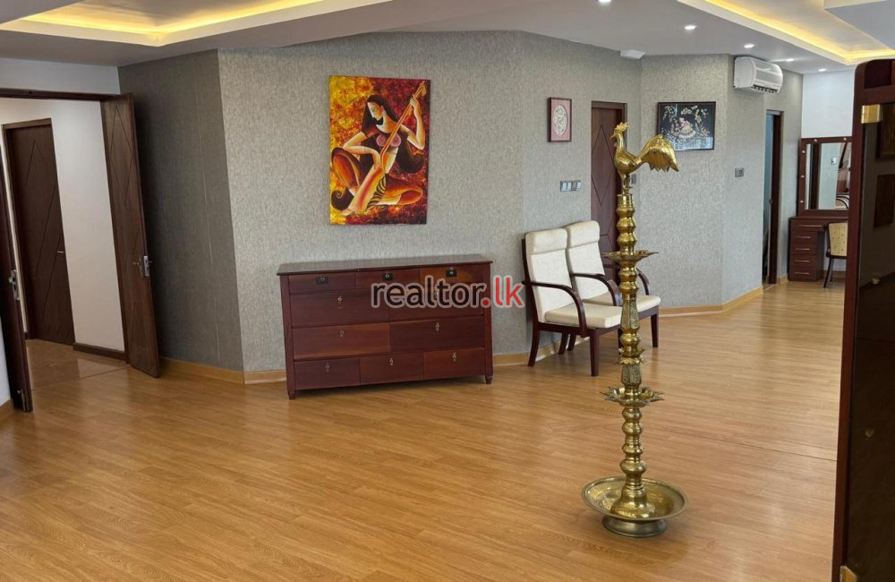 Six Bed For Sale In 2000 Plaza Residencies Kotte