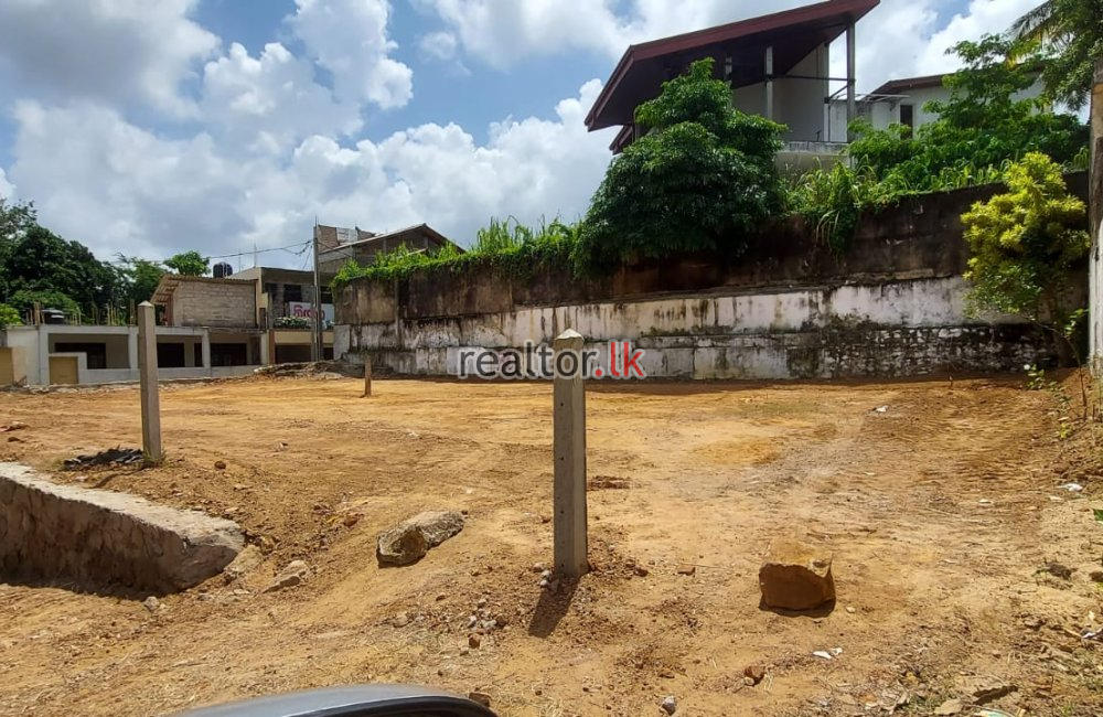 Residential Land For Sale At Thalawathugoda